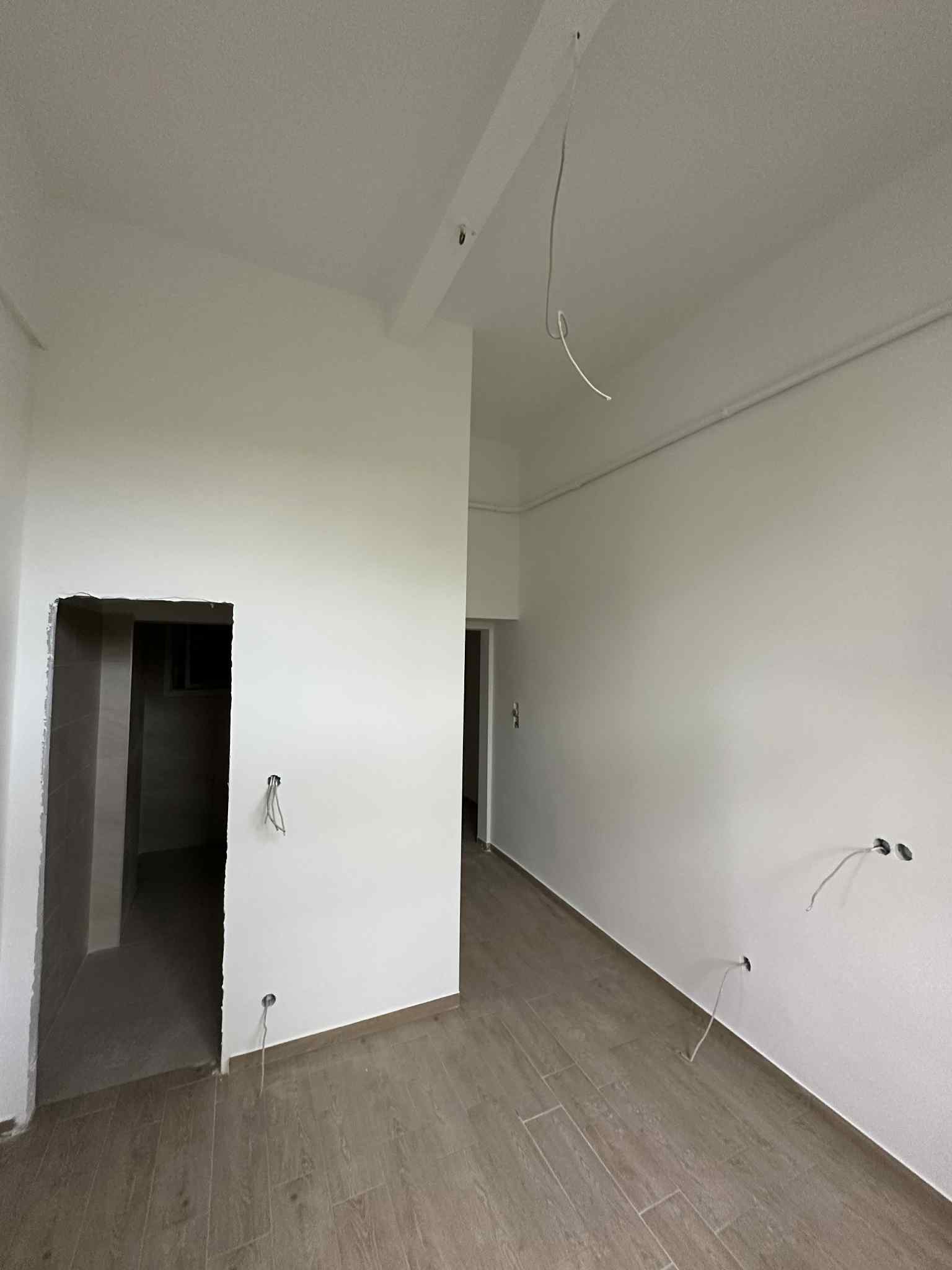 Renomet Group referencia: festés és burkolás, lakásfelújítás Budapest