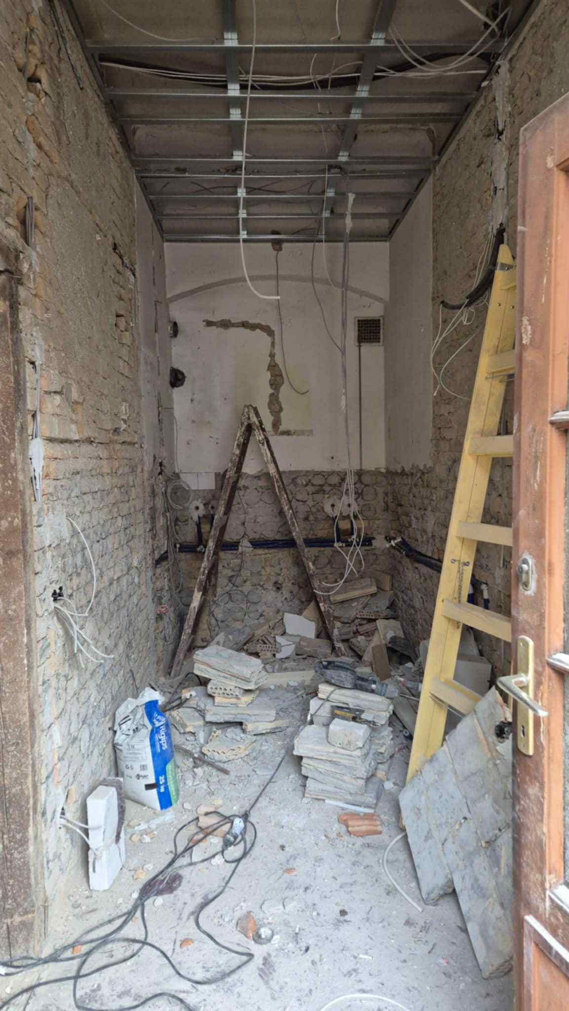 Lakás bontás Budapest – 44 m² referencia, Renomet Group